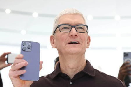 Tim Cook Iphone