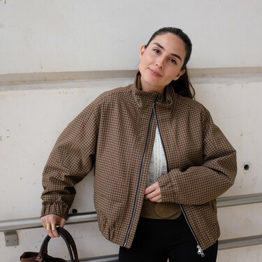 Skechers firma las zapatillas blancas minimalistas que triunfan con cualquier look diario esta primavera