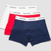Podemos hacernos con un pack de tres calzoncillos Calvin Klein Trunk desde 22 euros en Amazon 