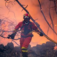 La leyenda urbana dice que en España se queman montes para recalificar terrenos. La realidad es más complicada 