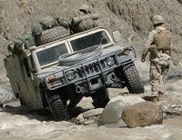 Bricopasión™: Hay futuro para el Humvee, ¿te gusta arrasar?