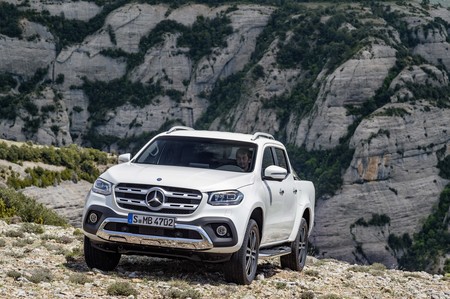 La Mercedes-Benz Clase X es una Nissan NP300 disfrazada de celebridad