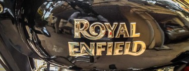 Parece un mito, pero la moto más vieja del mundo sigue viva, y no es japonesa. Es india, tiene 93 años y se sigue vendiendo en España 