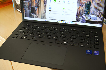 Lg Gram 16z90 2025 Xataka Analisis Teclado