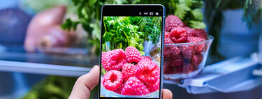 Celular gama alta del año pasado con buena cámara y funciones de IA. Tiene 7 actualizaciones Android 