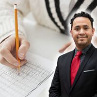 Alexandro López, ingeniero: "hoy necesitamos calificar cómo piensa, cómo argumenta y cómo resuelve problemas"  