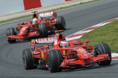 Kimi Raikkonen ayudará a Felipe Massa si es necesario