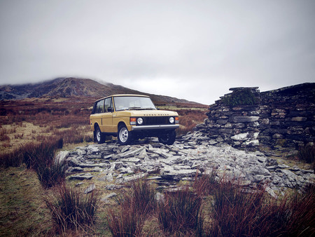 Land Rover añade a su gama el Range Rover Classic restaurado por 158.000 euros
