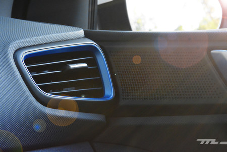 Hyundai Ioniq 15