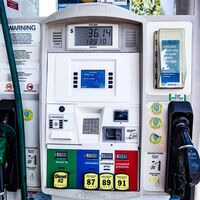 Más del 1000%, los británicos se vuelven locos buscando coches eléctricos en internet ante la escasez de gasolina