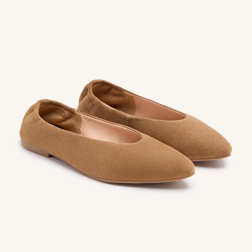 Bailarinas de piel con punta fina y plantilla acolchada de Gioseppo
