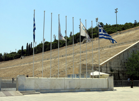 Después de 8 años la troika abandona Grecia, toda la información