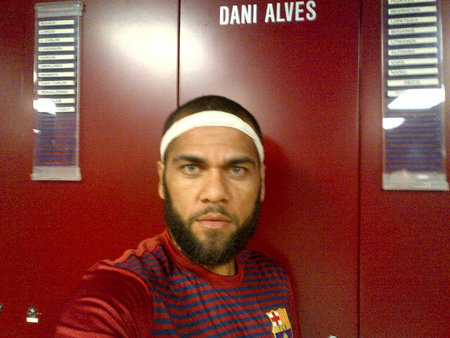 Que no, que Dani Alves no sabe nada de Bar Refaeli, ¿me entiendes?