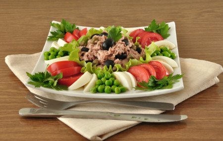 Por qué y cómo añadir proteínas a tu ensalada