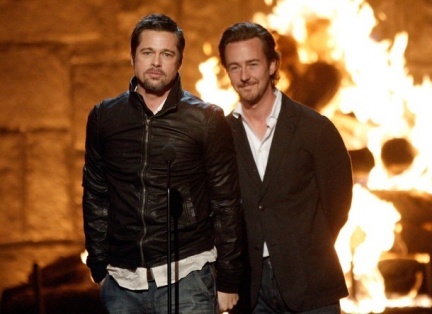Brad Pitt y otros famosos en los premios "Guys Choice 2009"