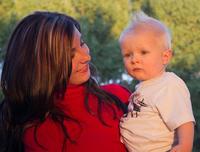 La foto de tu bebé en mayo: con mamá