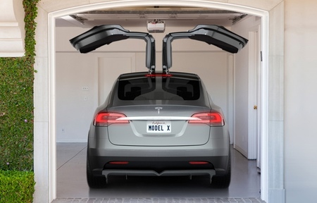 El Tesla Model X llegará a las calles a principios de 2015
