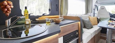 Esta autocaravana es un modelo de acceso pero hará que no eches de menos tu casa, porque tiene hasta vestidor