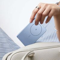 Xiaomi estrena una Power Bank magnética, y me parece de las más bonitas y discretas del mercado 