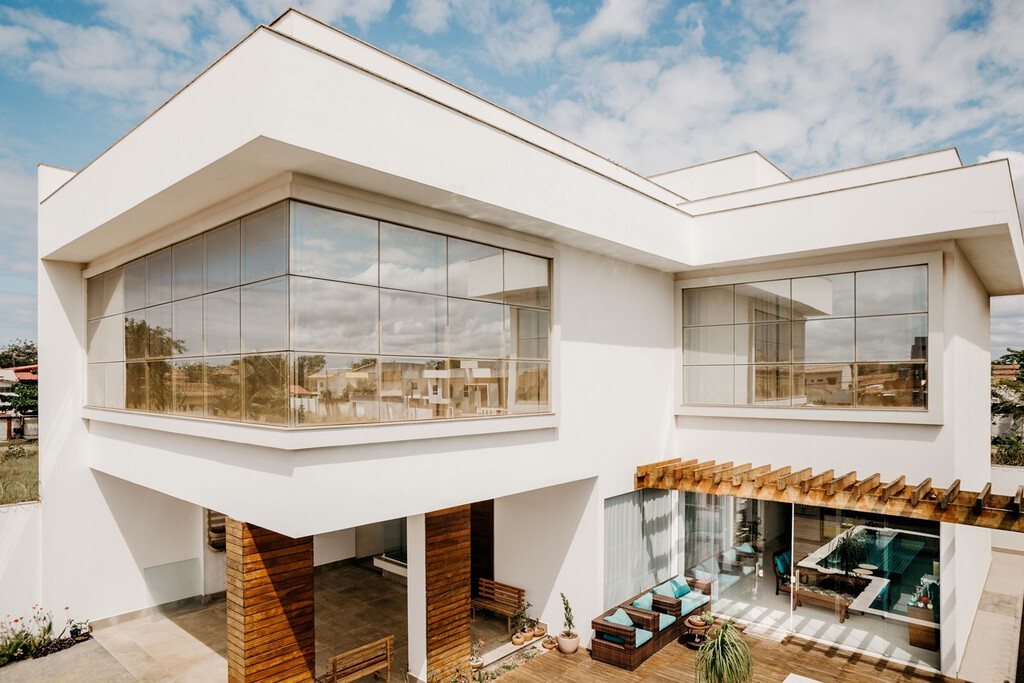 Fichamos en Maisons du Monde el set de mesa y sillas con más estilo que vas a encontrar para tu terraza. Y ahora está con descuento por tiempo limitado