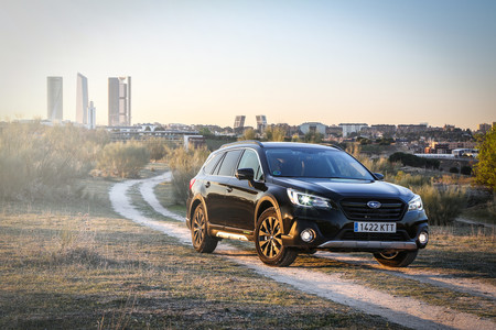Probamos el Subaru Outback GLP: un coche familiar a gas con 175 CV que se ha ganado la etiqueta ECO