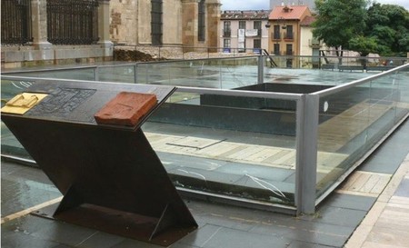 El Ayuntamiento de León ofrece visitas gratuitas a la cripta de Puerta Obispa esta Semana Santa