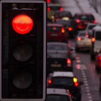 El Gobierno espera que en 2020 haya disponible un 'Plan Renove' que borre del mapa los coches más contaminantes