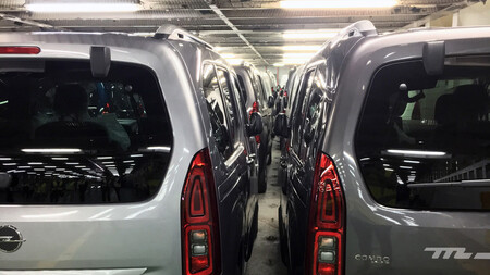 Barco Ro Ro Stellantis 10