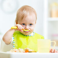 Beneficios del aceite de oliva para el bebé y cómo introducirlo en su dieta 