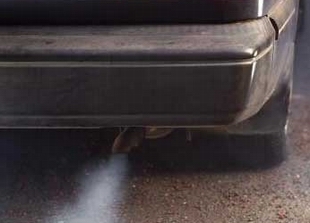 Ayudas a las empresas automovilísticas deben pensarse