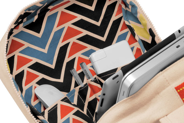 Foto de Colección Incase de Clare Rojas (12/12)