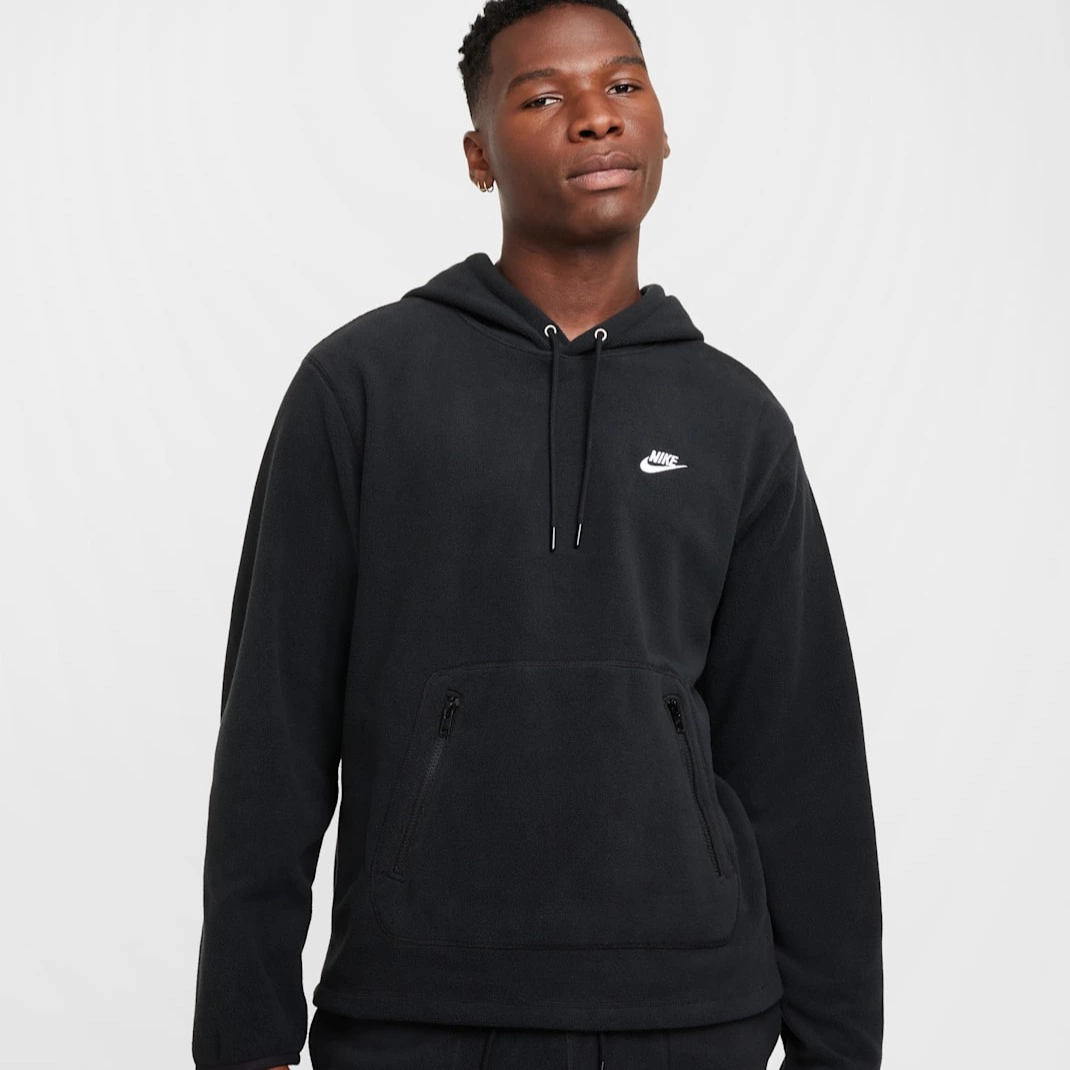 Nike Club
Sudadera con capucha para el invierno 