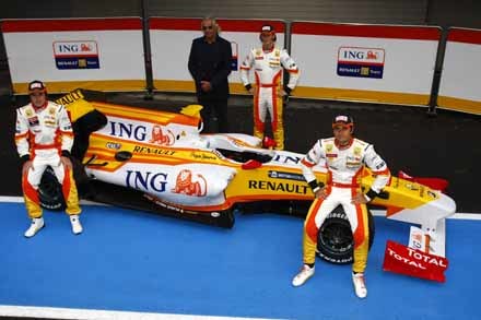 El nuevo Renault R29, a escena en Portugal