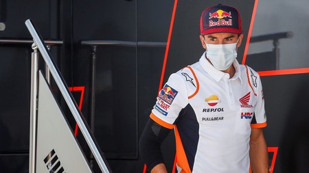 Mazazo para Marc Márquez: ha tenido que volver a pasar por el quirófano y no estará en Brno