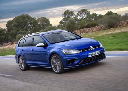 Volkswagen Golf R Variant 2017 1024 02