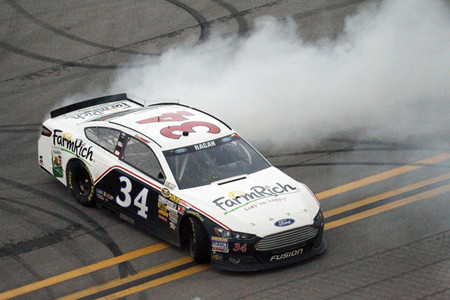David Ragan da la sorpresa y vence en Talladega