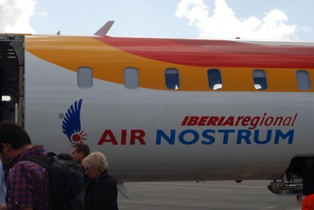 A los niños les encantan los aviones y además en Air Nostrum los podrán ver desde muy cerca