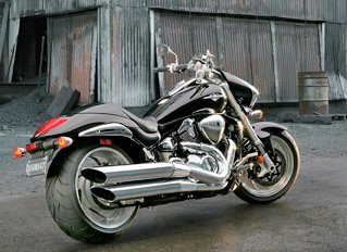 Suzuki M109R Boulevard