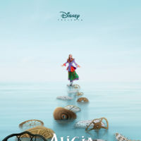 Alicia ha crecido y se atreve a cruzar el espejo: la última aventura en el país de las maravillas de Disney