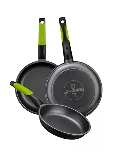BRA Prior | Set de 3 Sartenes, 18-22-26 cm, Aluminio Fundido Antiadherente, con Dos Salvamanteles Safe Verdes, Aptas para Todo Tipo de Cocinas Incluida Inducción