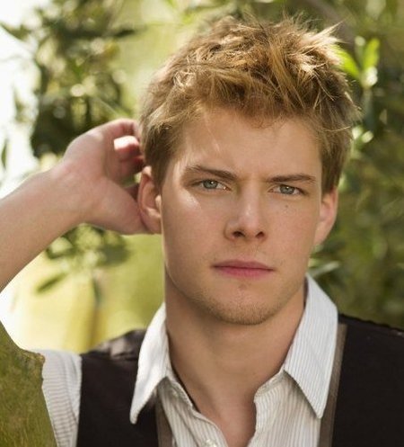 Hunter Parrish, ¡ven a evangelizarme a la de ya!