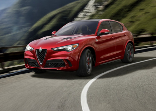 Así de espectacular es el Alfa Romeo Stelvio, el Macan italiano