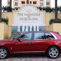 ¡Qué ofertón! Por 38 MDD te llevas un departamento de lujo que incluye un Rolls-Royce Cullinan y un Lamborghini Aventador S