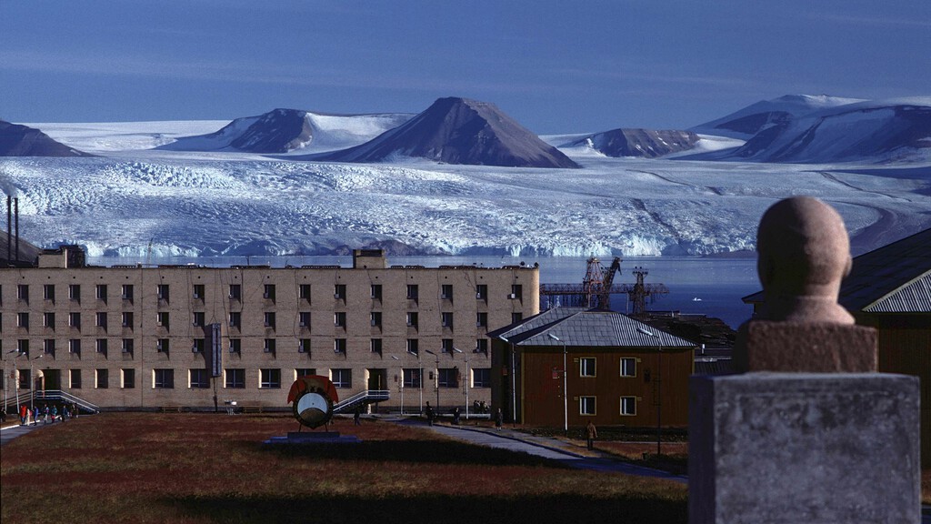 Europa tiene un problema a 900 km de Noruega: unas islas donde Rusia quiere poner a prueba el artículo 5 de la OTAN