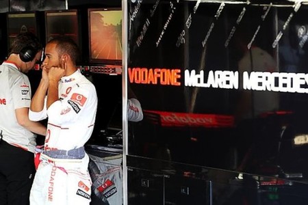 Lewis Hamilton y McLaren-Mercedes al frente en los primeros libres de Monza