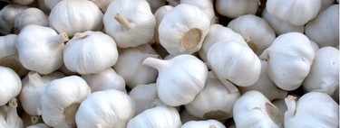 Todo sobre el ajo: beneficios, tipos y su uso en la cocina