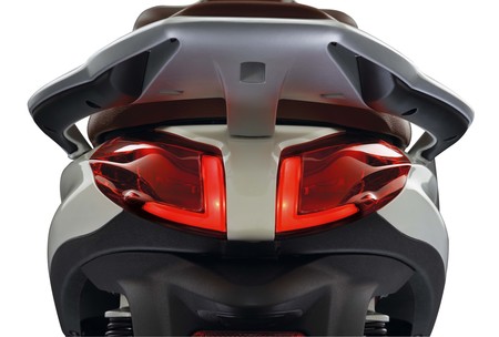 Piaggio Medley 150 02