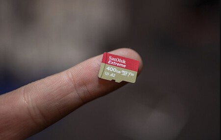 Así podría ser el funcionamiento de un iPhone con ranura para tarjetas microSD integrada