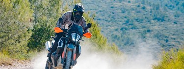 Probamos la KTM 790 Adventure 2019: una excitante trail intermedia 'ready to race'