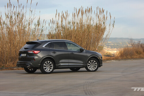 Probamos el Ford Kuga Hybrid: el SUV híbrido sin enchufe que te hará abandonar el diésel